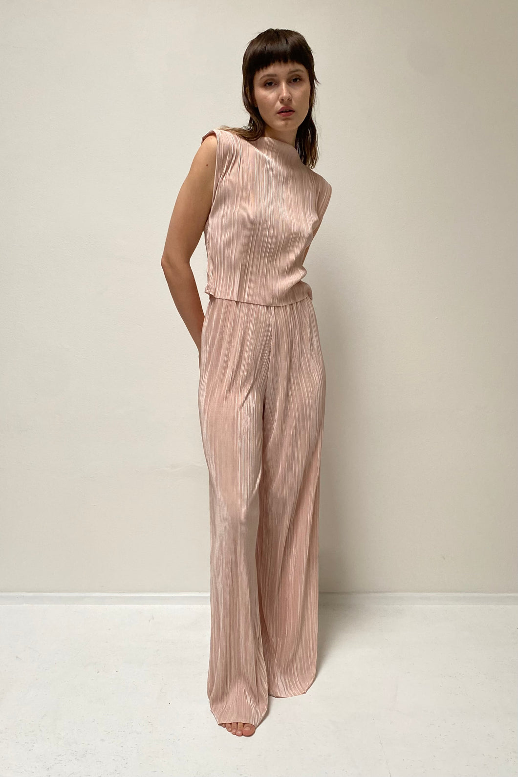 NUDE pleated SET pre-order