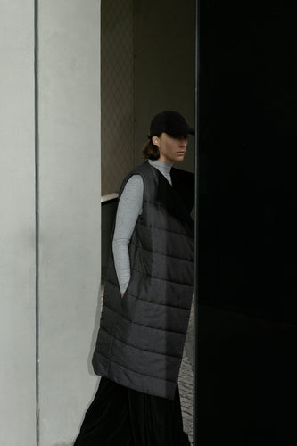 Vest REVERSIBLE - PRE ORDER - delivery 3 weeks