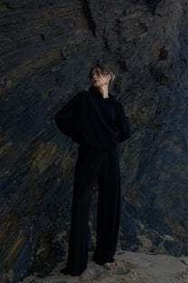 Black trousers PLEATED