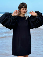 Load image into Gallery viewer, DELIVERY IN 2 WEEKS - FLY away TAFT oversize dress