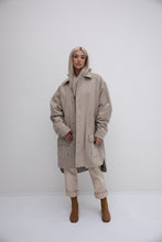 Load image into Gallery viewer, HYBRID coat beige