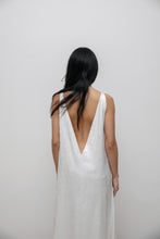 Load image into Gallery viewer, SOBJE V creme dress