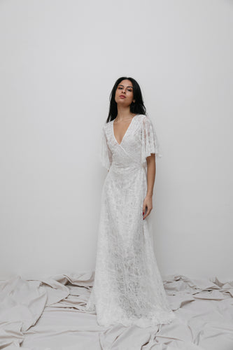SOBJE local lace dress