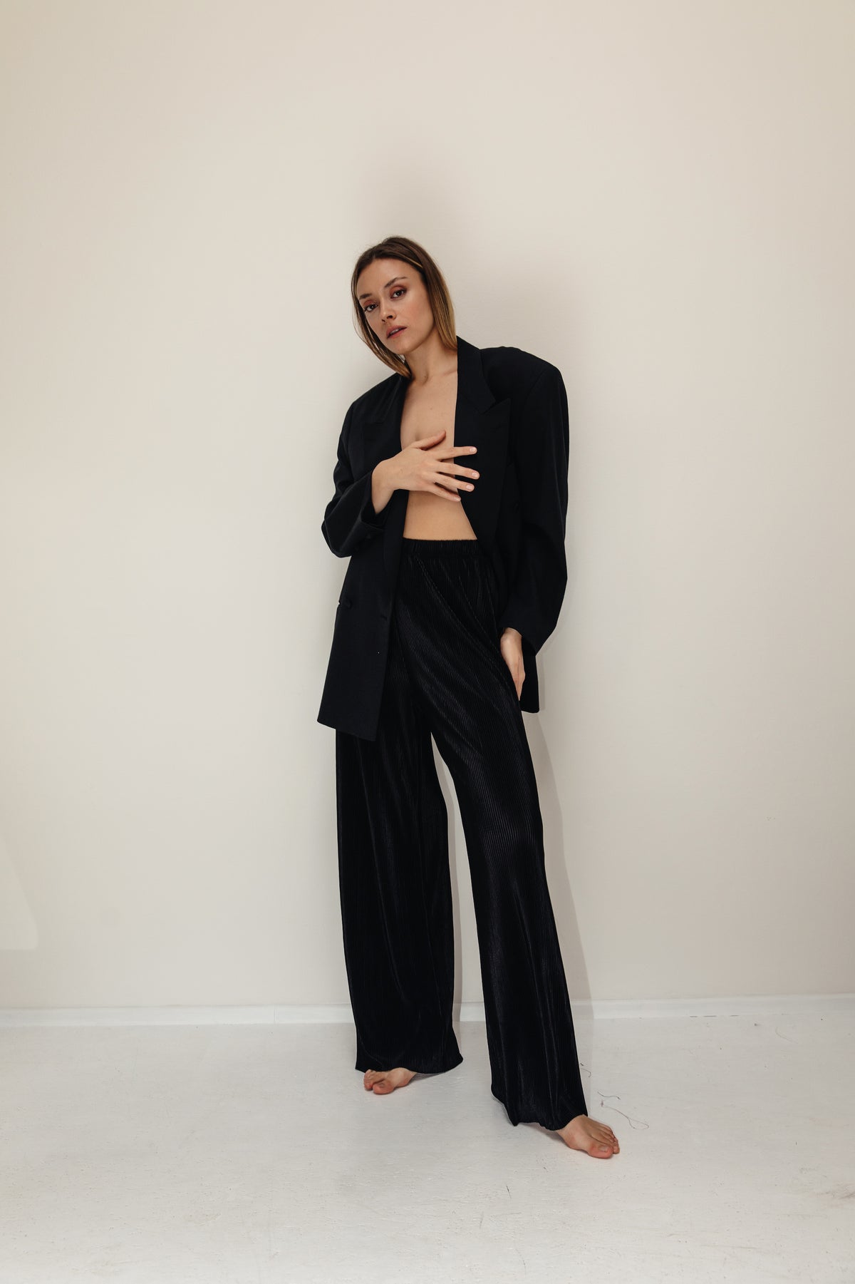 Black trousers PLEATED