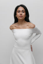 Load image into Gallery viewer, SOBJE open shoulder dress
