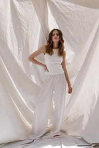 White trousers PLEATED