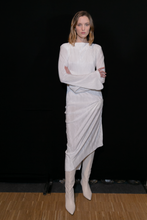 Load image into Gallery viewer, Pleated dress LONG SLEEVE white